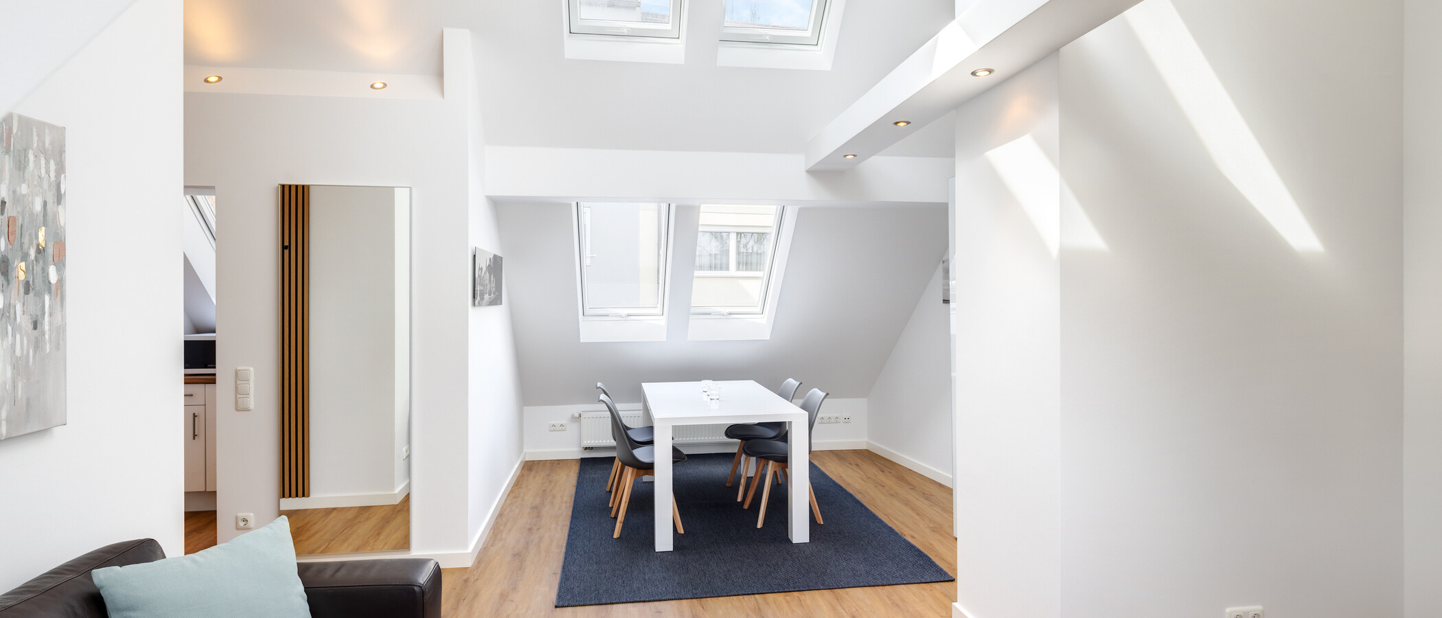 Dachgeschosswohnung München Schwabing 04 Wohnbereich 5576