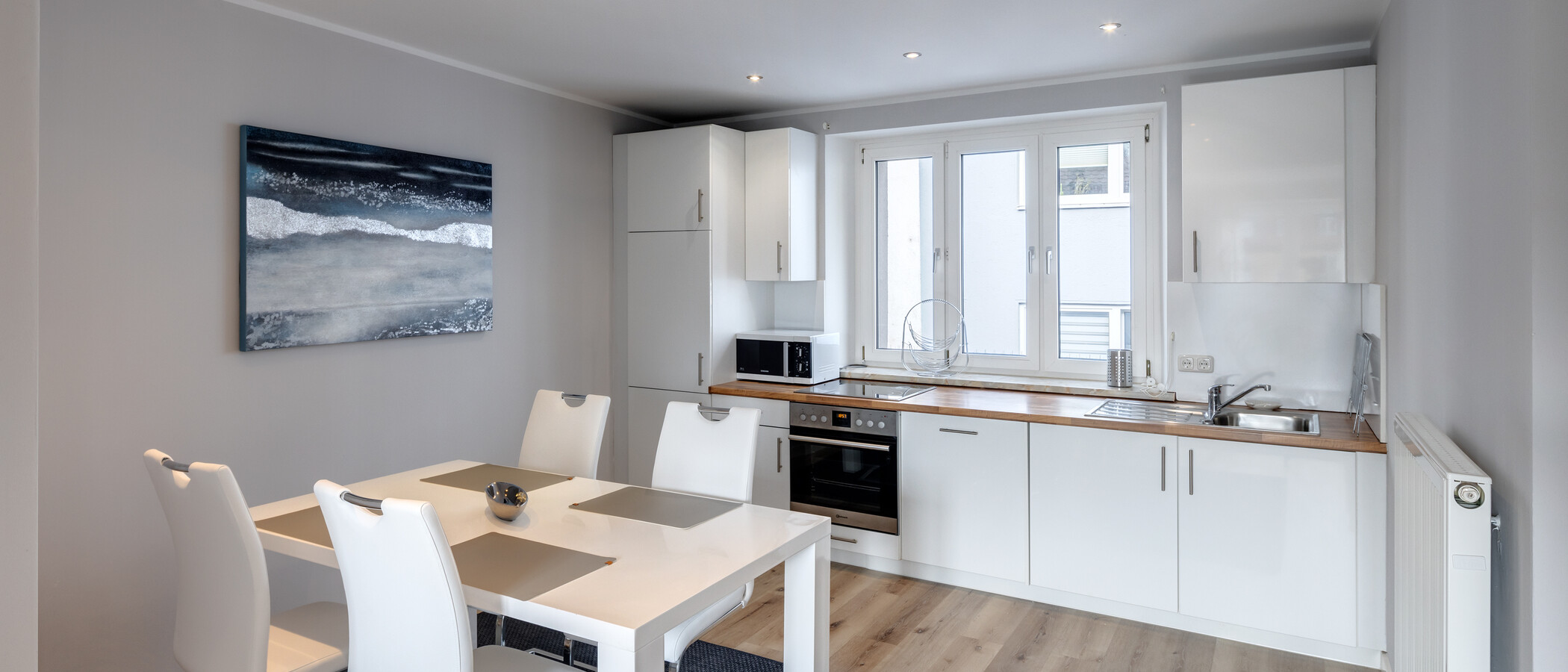 Wohnung München Schwabing-Nord (zw. Leopoldstraße & Englischen Garten) 02 Küche 5577