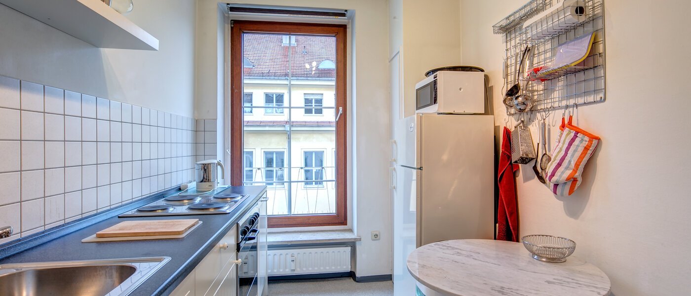 Wohnung München Maxvorstadt - Universitätsviertel 01 Küche 5607