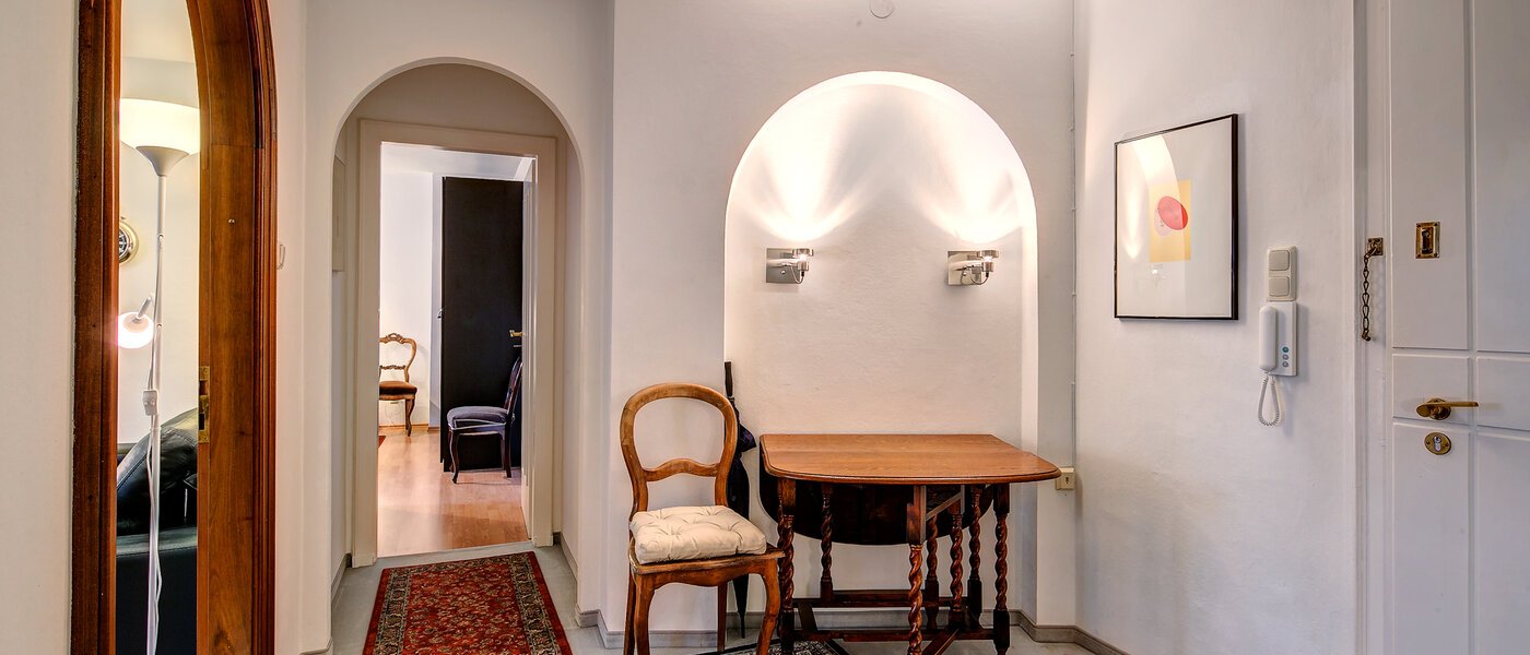 Wohnung München Maxvorstadt - Universitätsviertel 01 Flur/Gang 5607