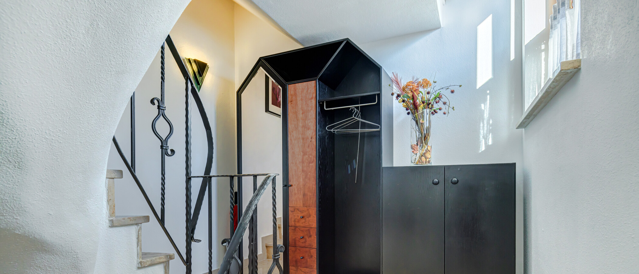 Dachgeschosswohnung München Am Hart 03 Flur/Gang 5630