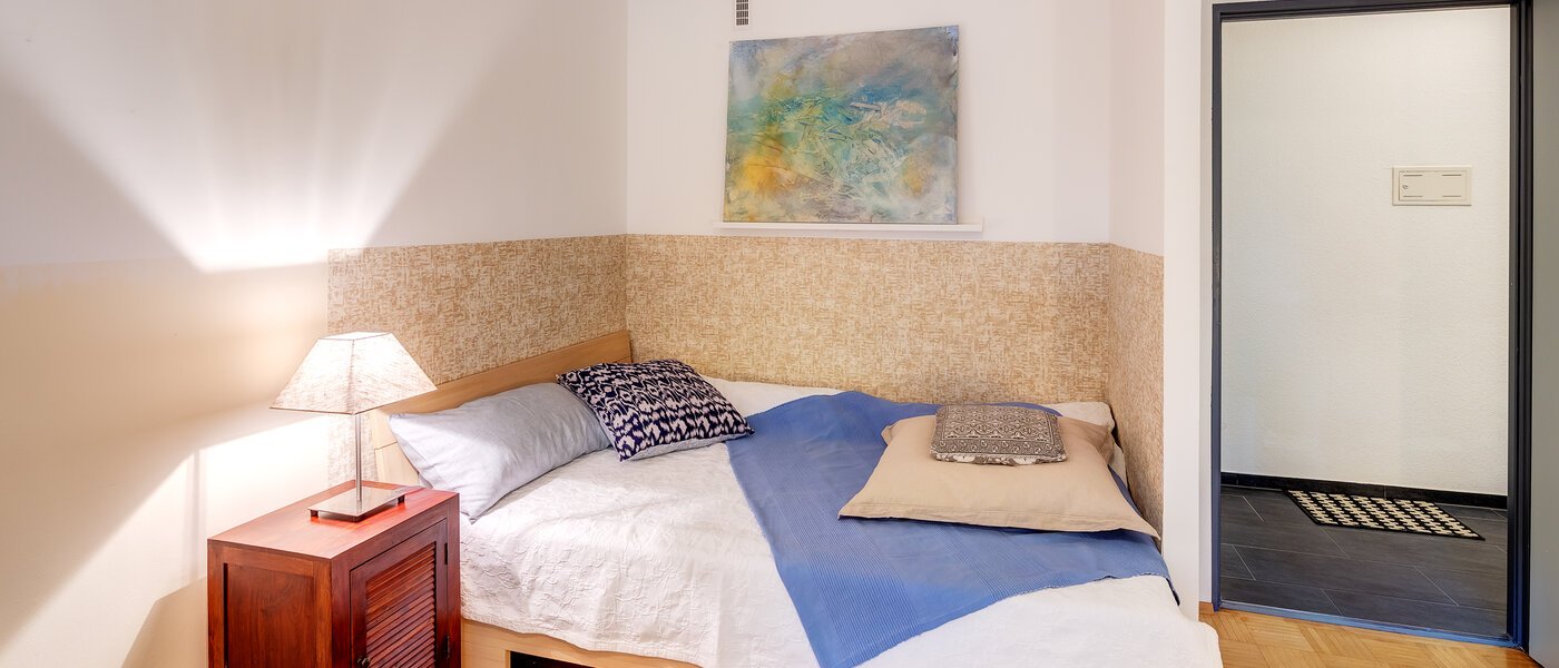 Wohnung München Schwabing-Nord (zw. Belgrad- & Leopoldstraße) 01 Schlafbereich 565