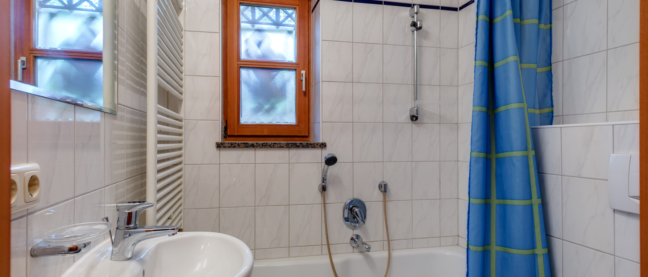 Wohnung Eching 01 Badezimmer 5846