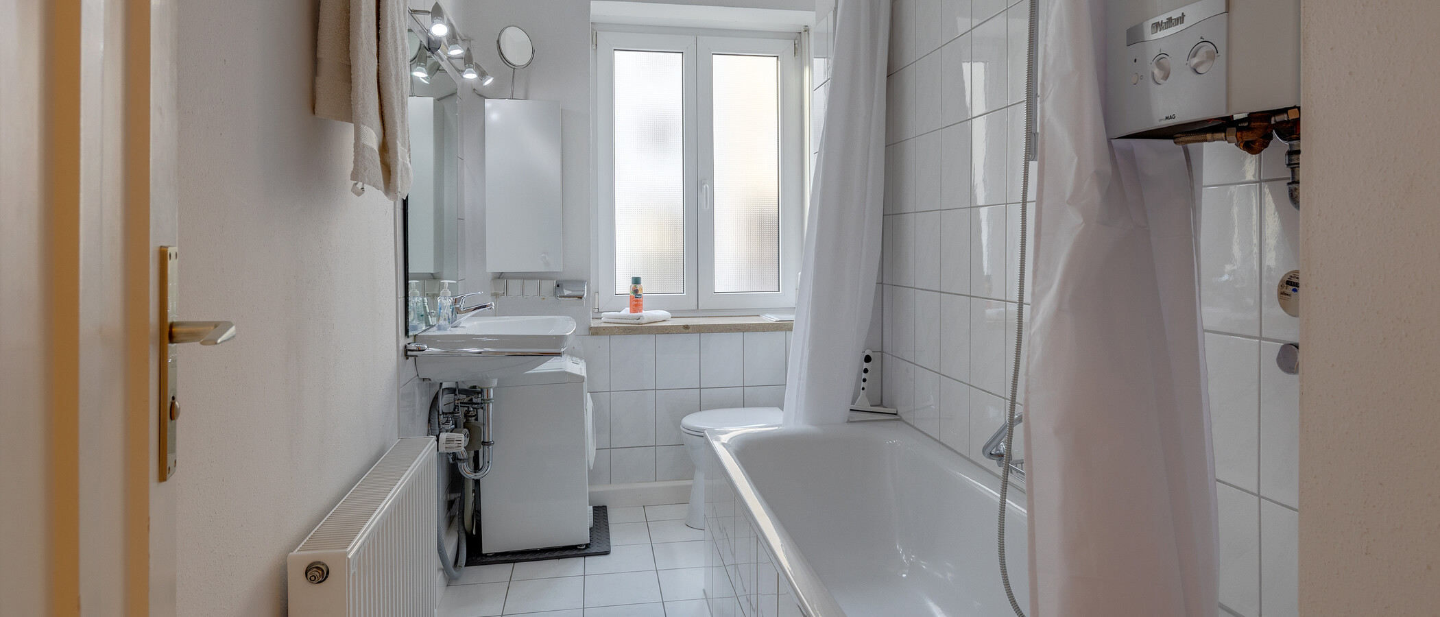 Wohnung München Schwabing-West (rund um den Hohenzollernplatz) 02 Badezimmer 5868