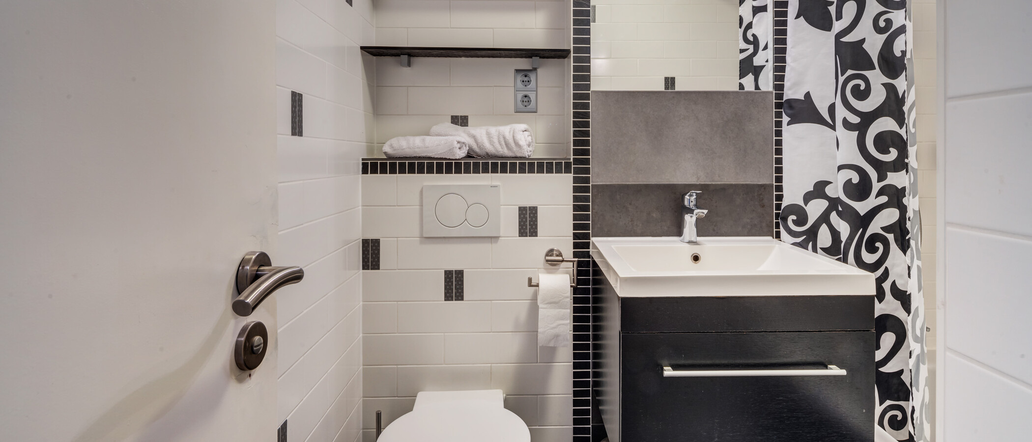 Wohnung München Milbertshofen 01 Badezimmer 5917