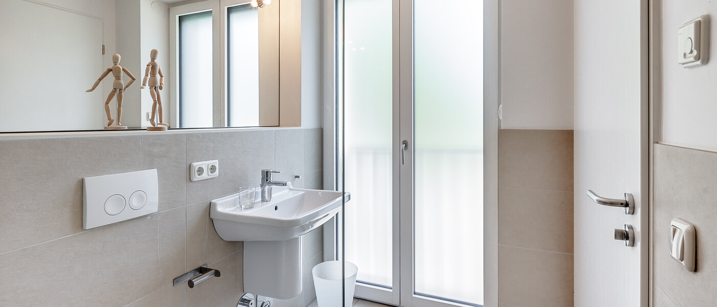 Wohnung München Großhadern 02 Badezimmer 5979