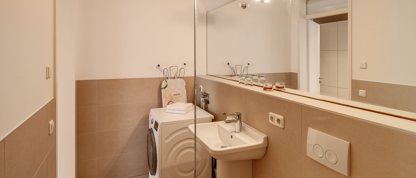 Wohnung München Großhadern 02 Badezimmer 5981