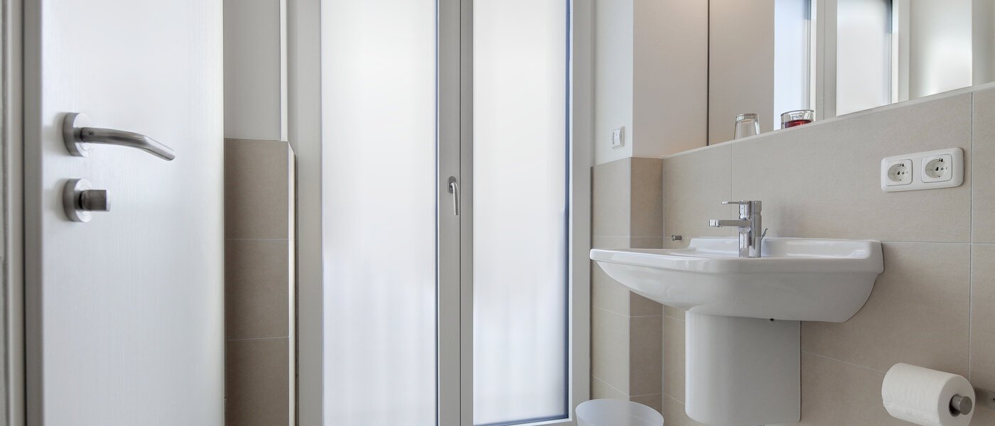 Wohnung München Großhadern 02 Badezimmer 5999