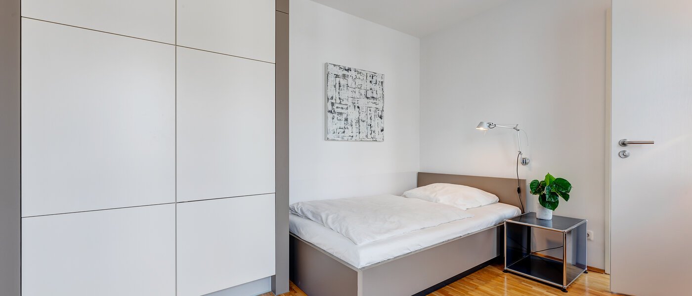 Apartment München Großhadern 01 Schlafbereich 6006