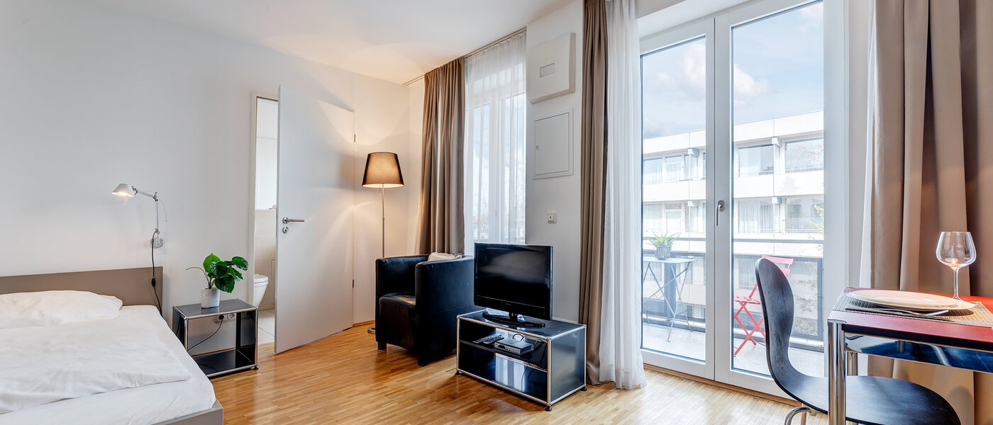 Apartment München Großhadern 01 Wohnbereich 6006