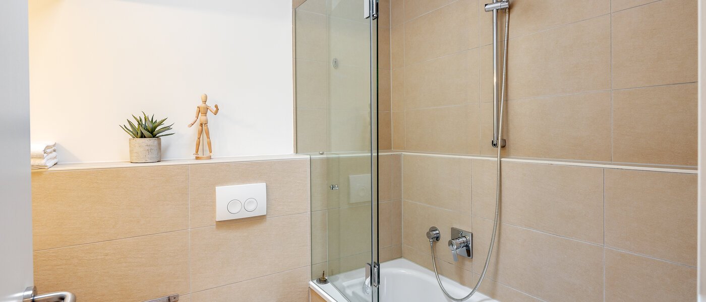 Wohnung München Großhadern 03 Badezimmer 6011