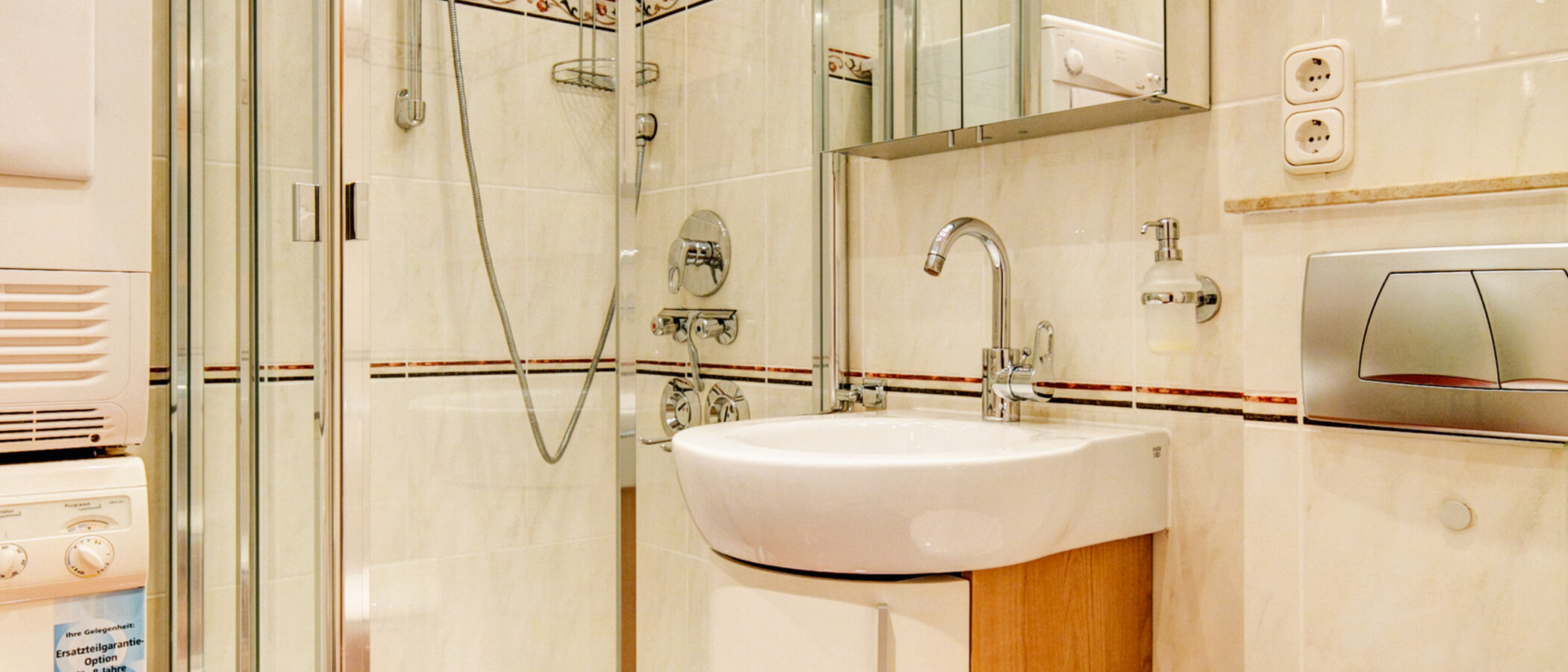 Apartment München Moosach 01 Badezimmer 6091