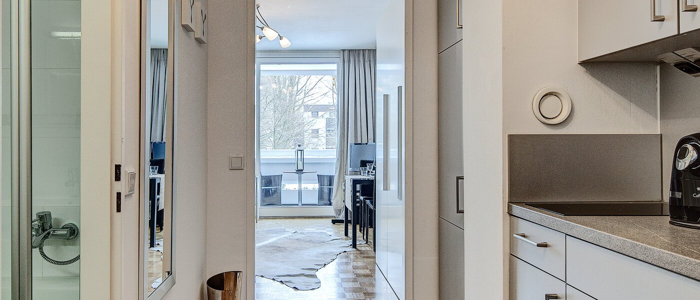 Wohnung München Arabellapark 02 Flur/Gang 6126