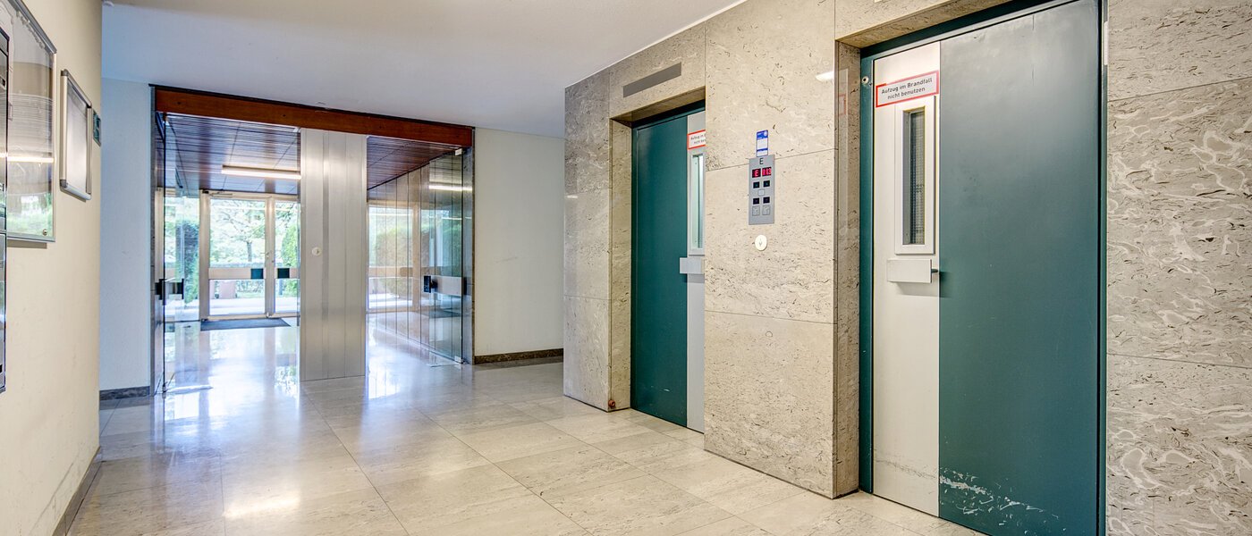 Wohnung München Schwabing-Nord (zw. Belgrad- & Leopoldstraße) 01 Treppenhaus 6131