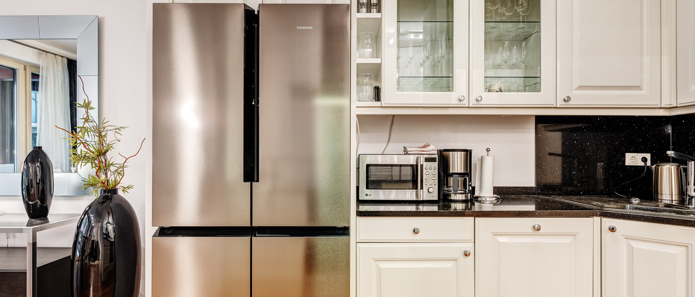 Wohnung München Schwabing-Nord (zw. Leopoldstraße & Englischen Garten) 03 Küche 6300