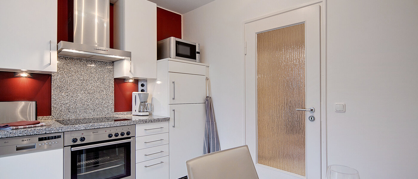 Wohnung München Schwabing (links der Leopoldstraße) 03 Küche 6480