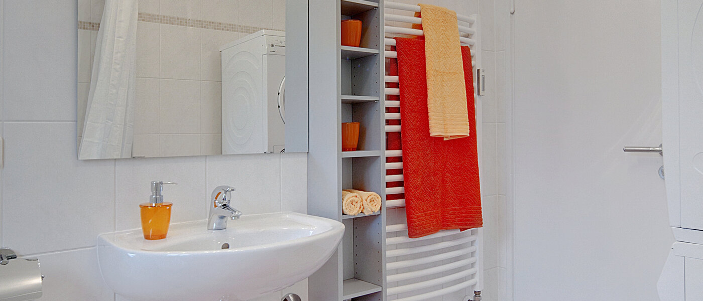 Wohnung München Schwabing (links der Leopoldstraße) 02 Badezimmer 6480