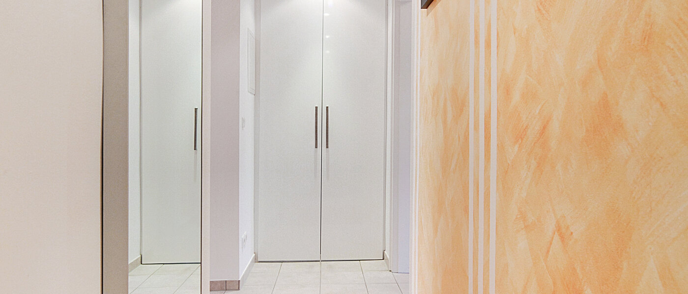 Wohnung München Schwabing (links der Leopoldstraße) 01 Flur/Gang 6480