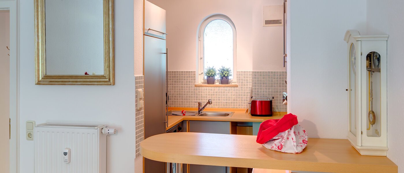 Gartenwohnung München Neuhausen 04 Küche 6555