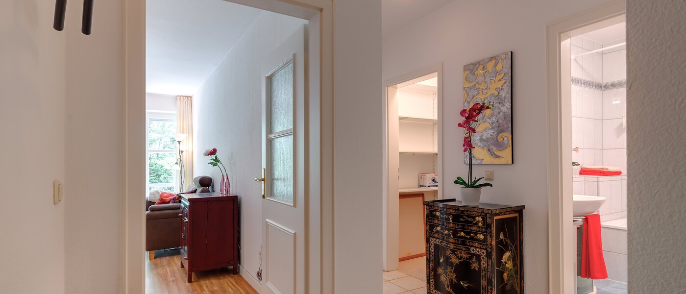 Gartenwohnung München Neuhausen 01 Flur/Gang 6555