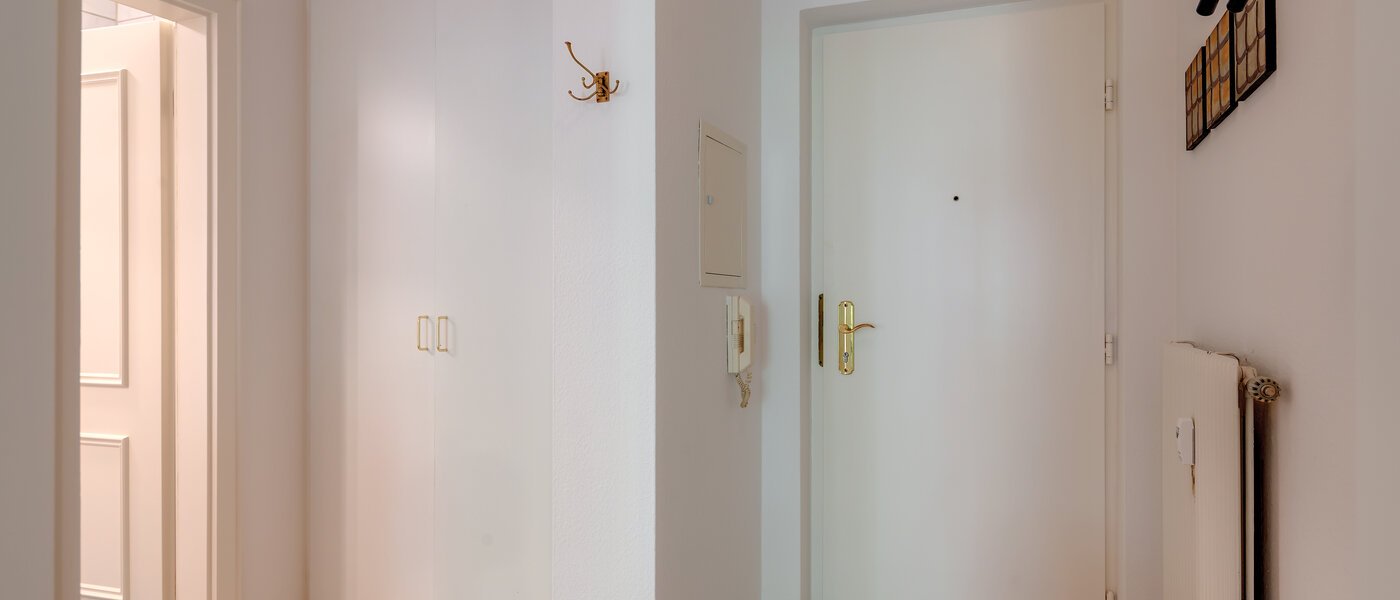 Gartenwohnung München Neuhausen 04 Flur/Gang 6555