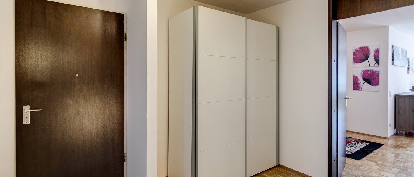 Wohnung München Arabellapark 01 Flur/Gang 6561