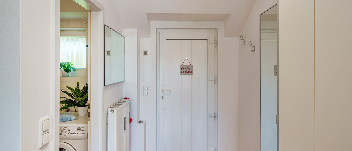 Dachgeschosswohnung München Giesing 01 Flur/Gang 6583