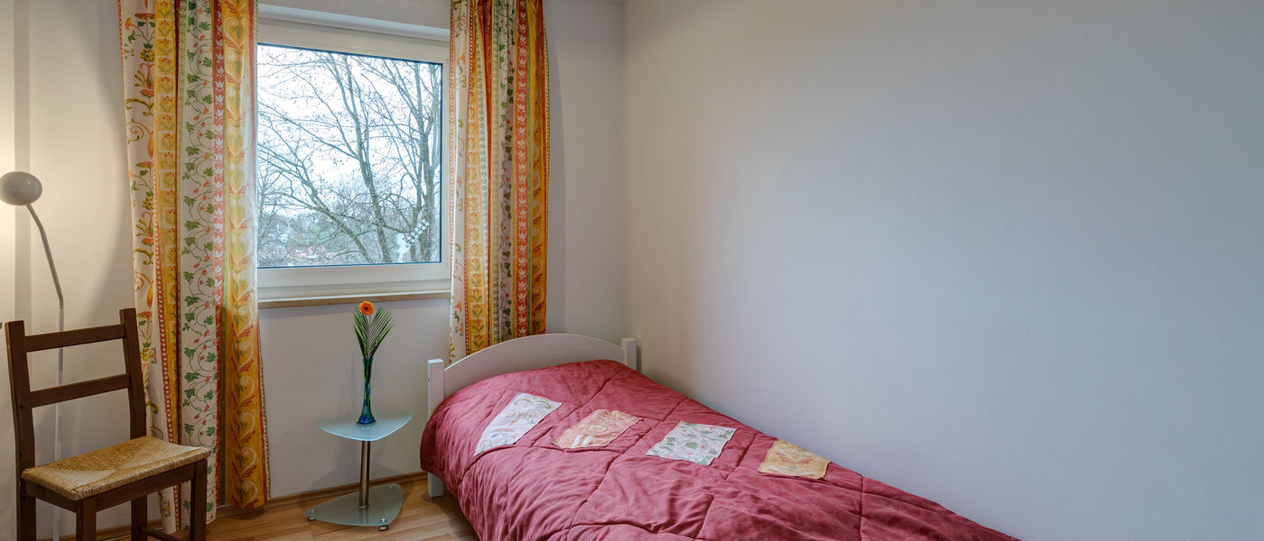 Wohnung München Parkstadt Bogenhausen 01 2. Schlafzimmer	 669