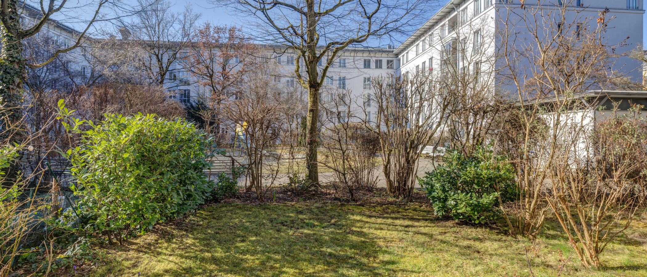 Gartenwohnung München Neuhausen 01 Garten 6696