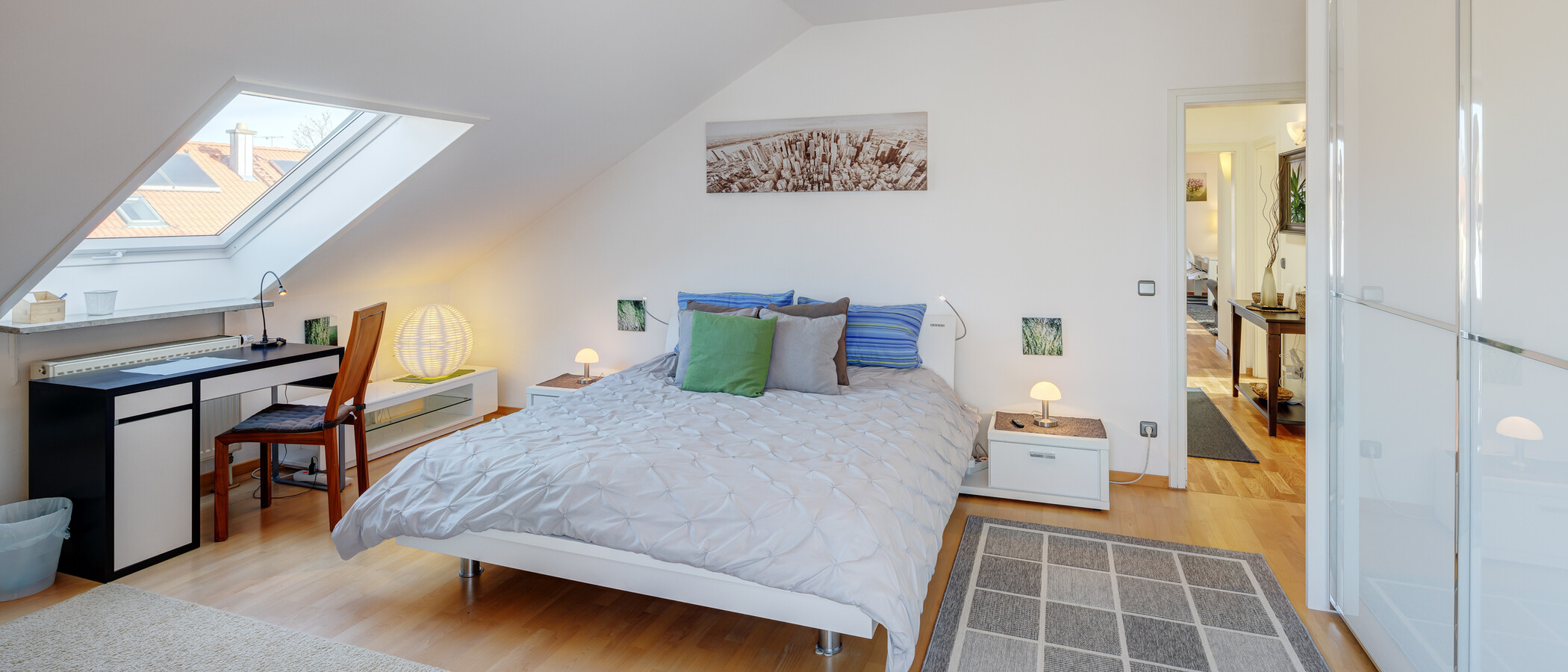 Dachgeschosswohnung Vaterstetten 01 1. Schlafzimmer 6726
