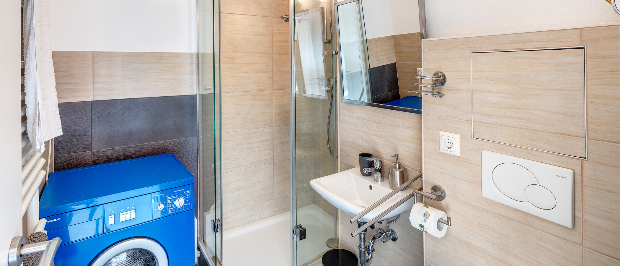 Wohnung München Milbertshofen 01 Badezimmer 6735