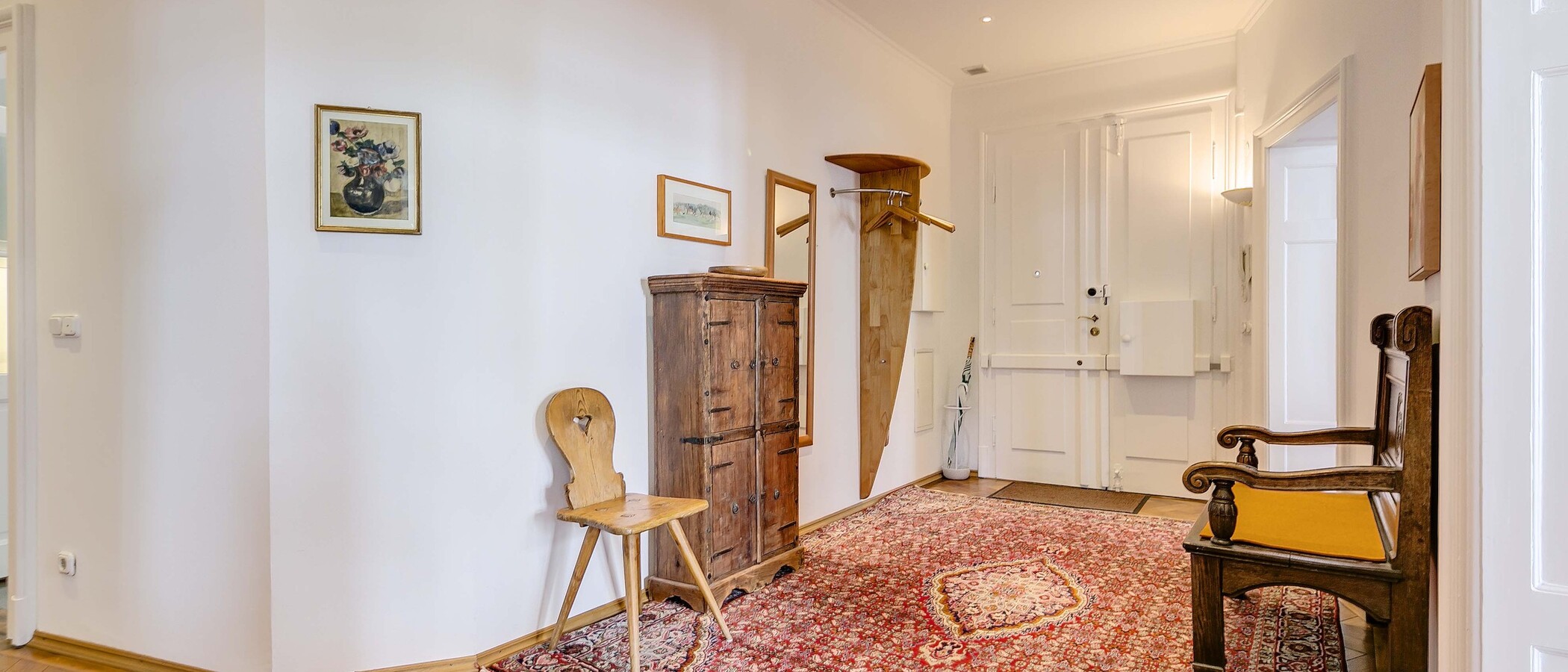 Wohnung München Altbogenhausen 01 Flur/Gang 681