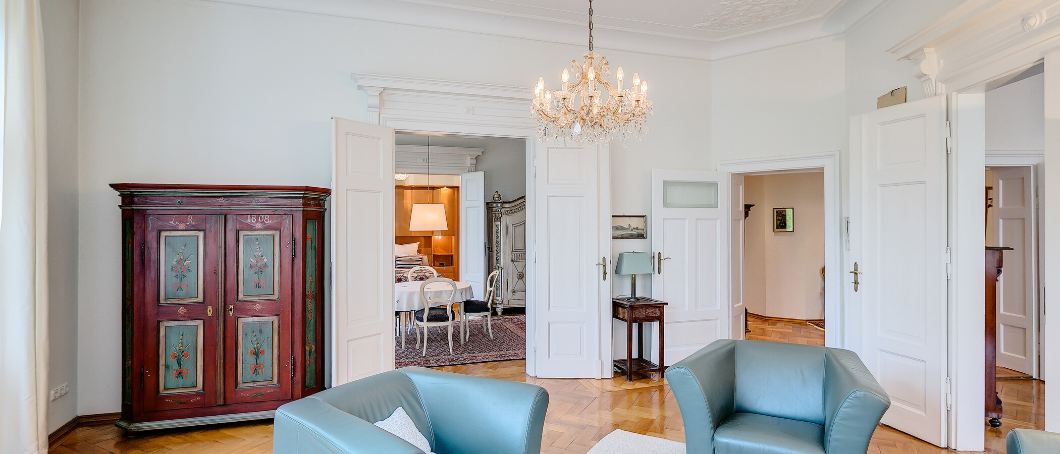 Wohnung München Altbogenhausen 04 Wohnzimmer 681