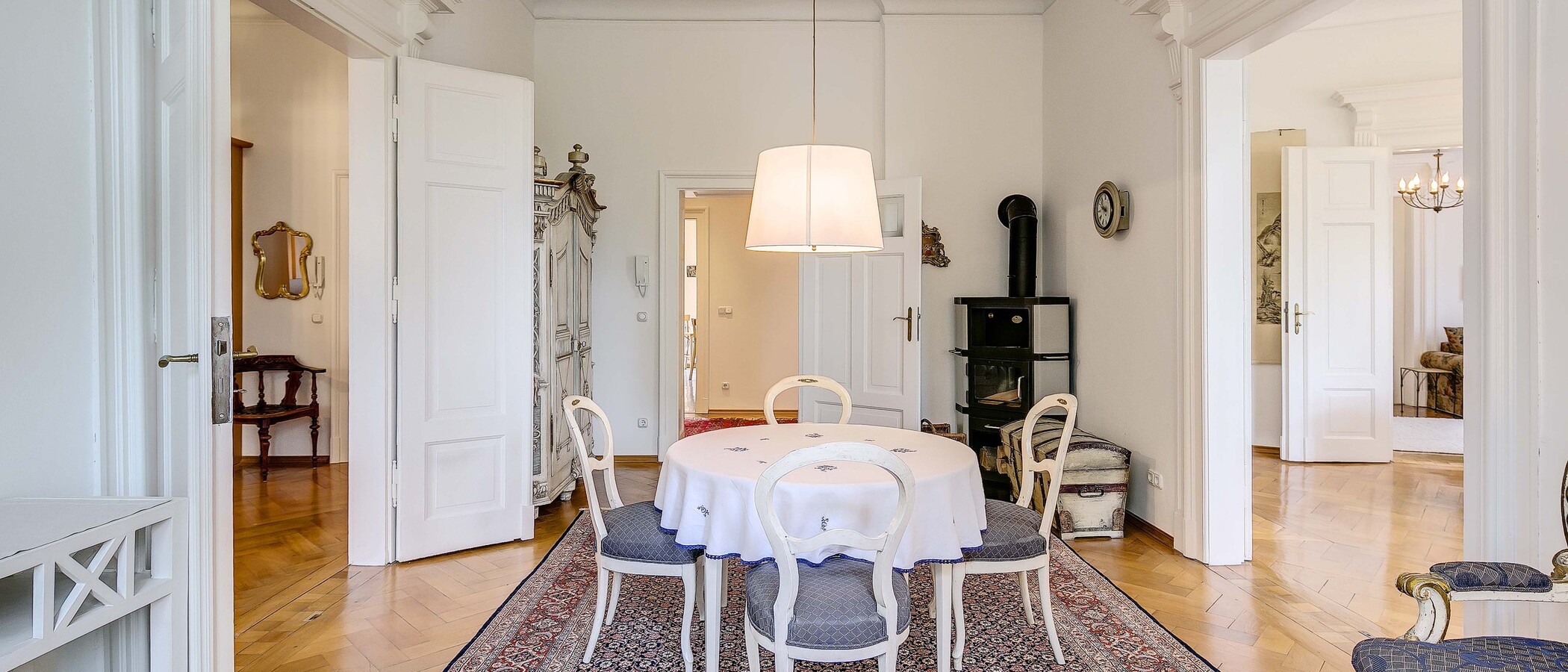 Wohnung München Altbogenhausen 01 Esszimmer 681