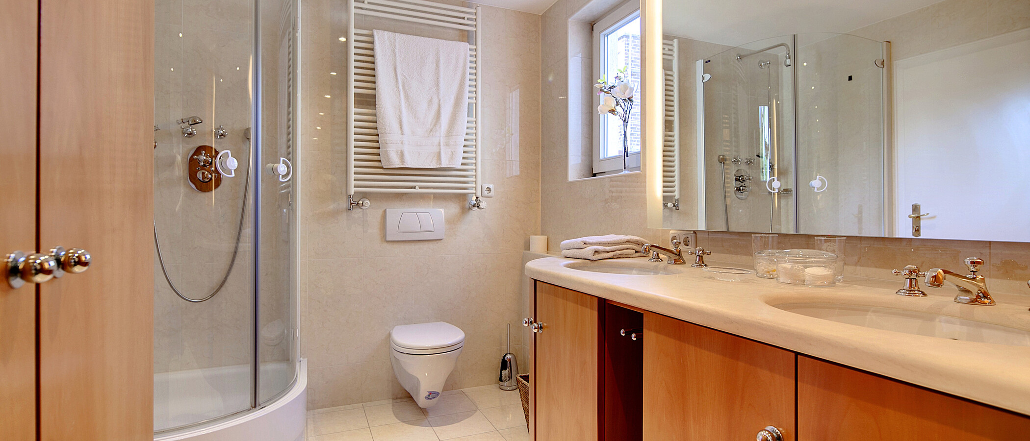 Maisonettewohnung München Schwabing (rechts der Leopoldstraße) 01 Badezimmer 6884