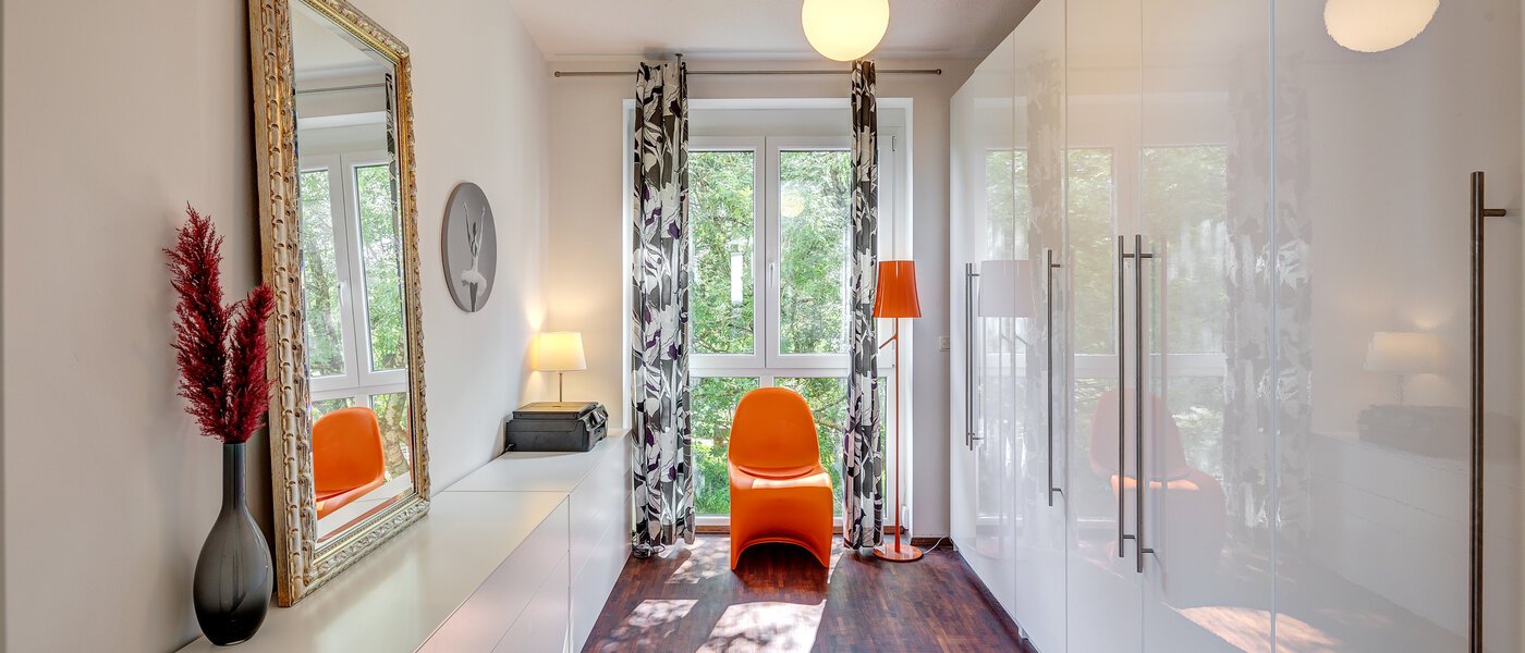 Dachterrassenwohnung München Fasanerie 01 Ankleide 6919