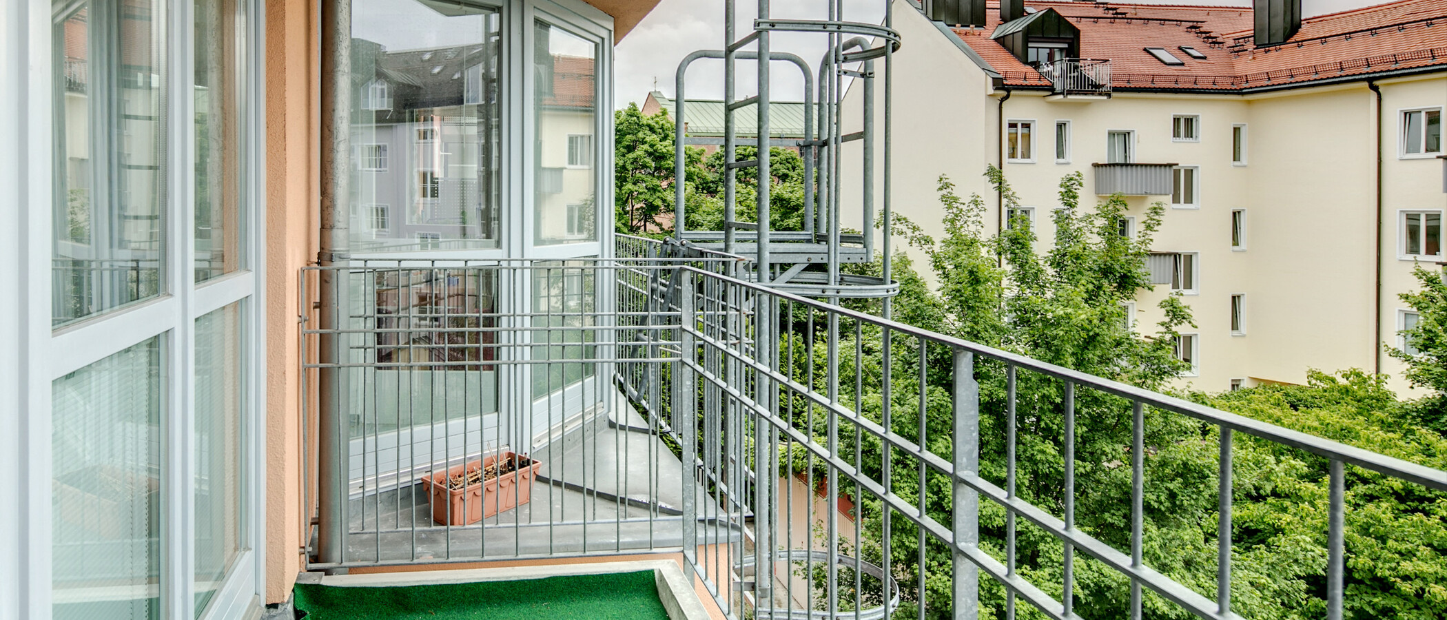 Wohnung München Schwabing-Nord (zw. Belgrad- & Leopoldstraße) 02 Balkon 6928