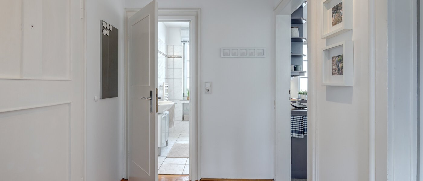 Wohnung München Schwabing 03 Flur/Gang 7034