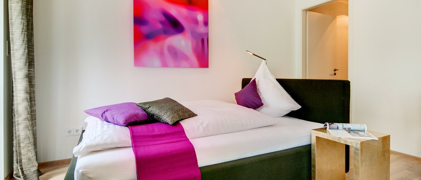 Wohnung München Maxvorstadt 01 Schlafen 7036