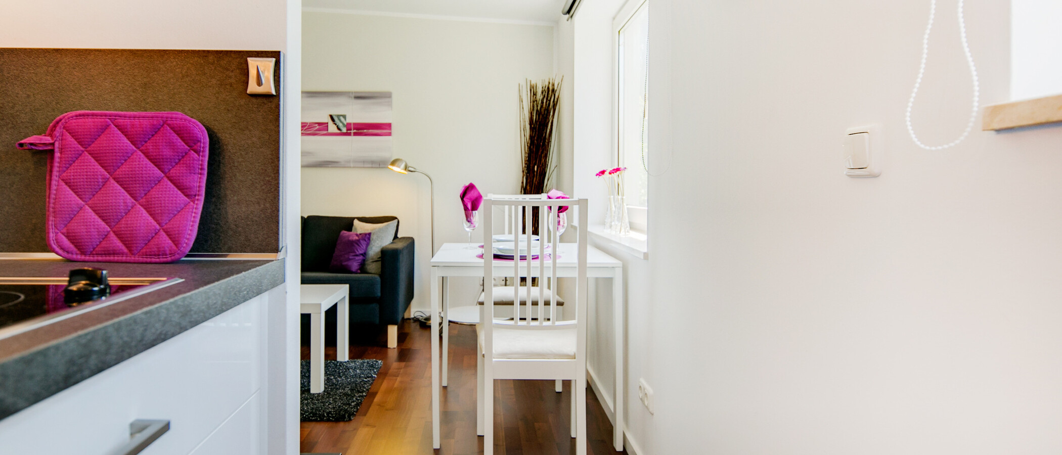 Apartment München Bogenhausen 04 Küche 7047