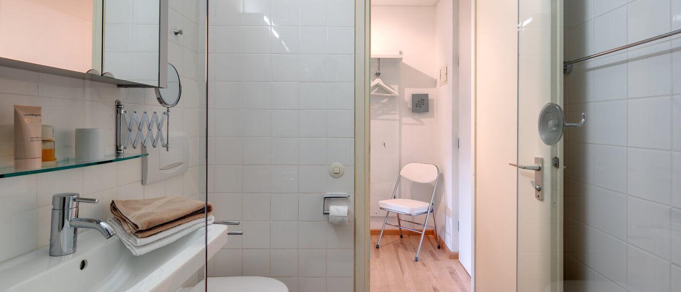 Wohnung München Schwabing 02 Badezimmer 7050