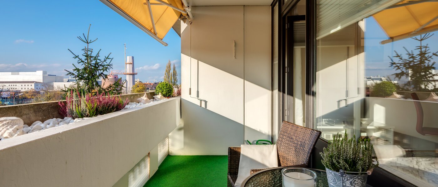 Wohnung München Schwabing 01 Balkon 7050