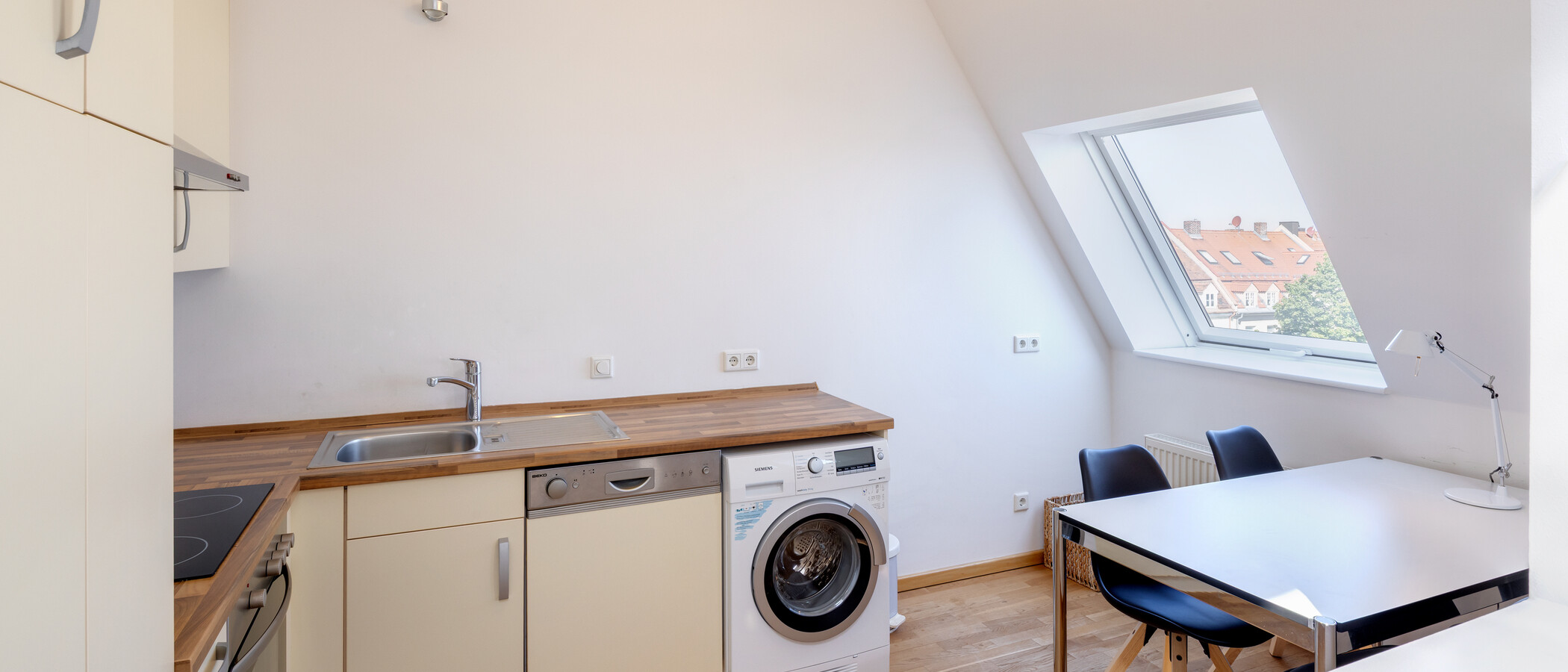 Dachgeschosswohnung München Neuhausen 02 Küche 7084