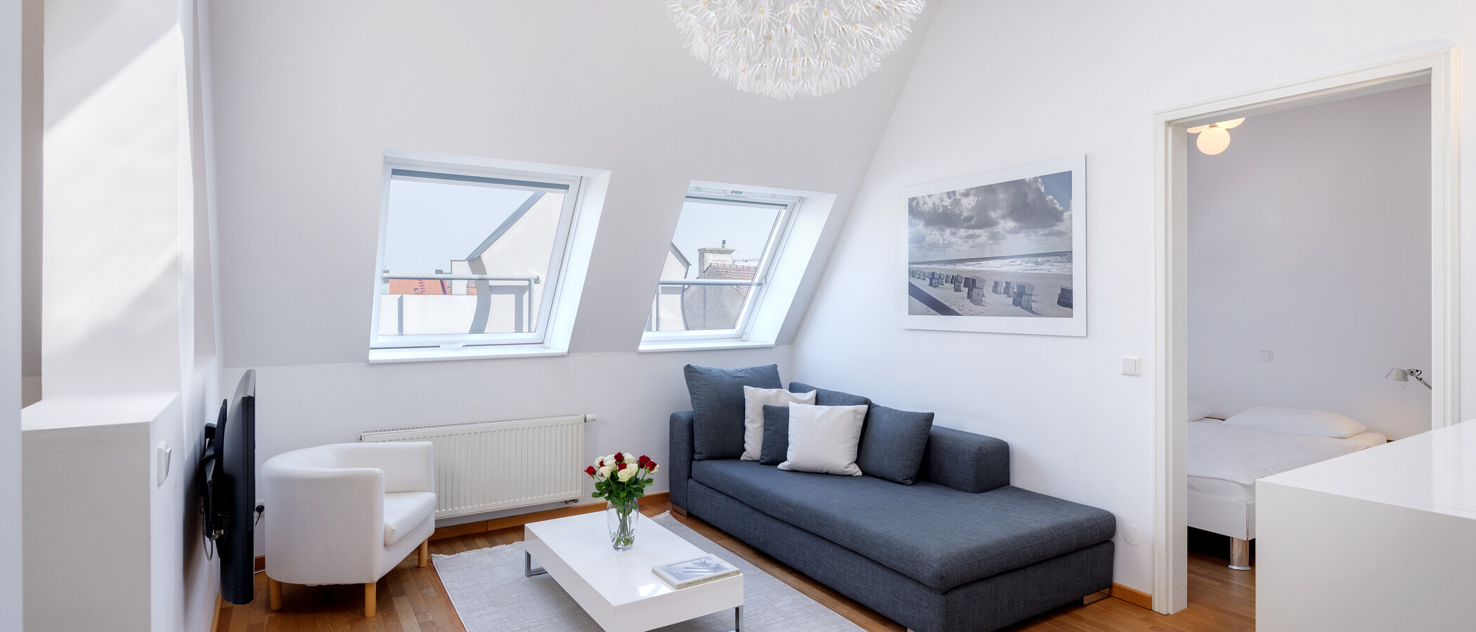 Dachgeschosswohnung München Neuhausen 01 Wohnbereich 7084