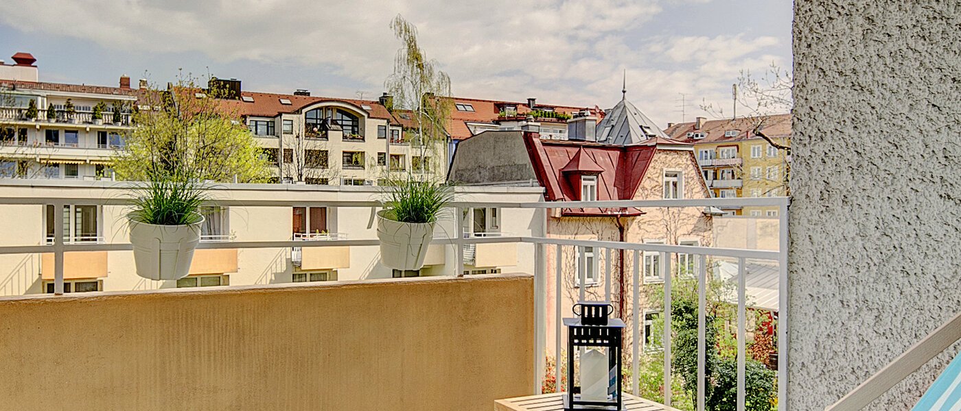 Wohnung München Schwabing-West (rund um den Hohenzollernplatz) 01 Balkon 711