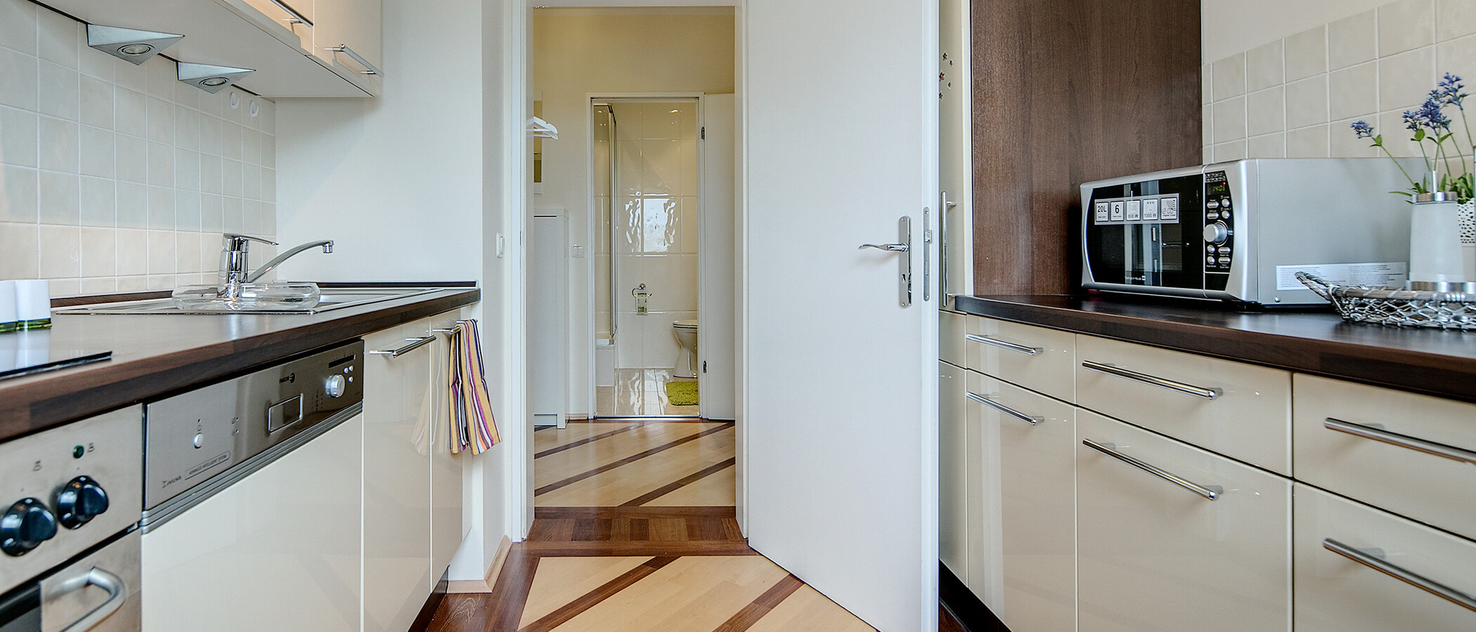Wohnung München Arabellapark 03 Küche 7141