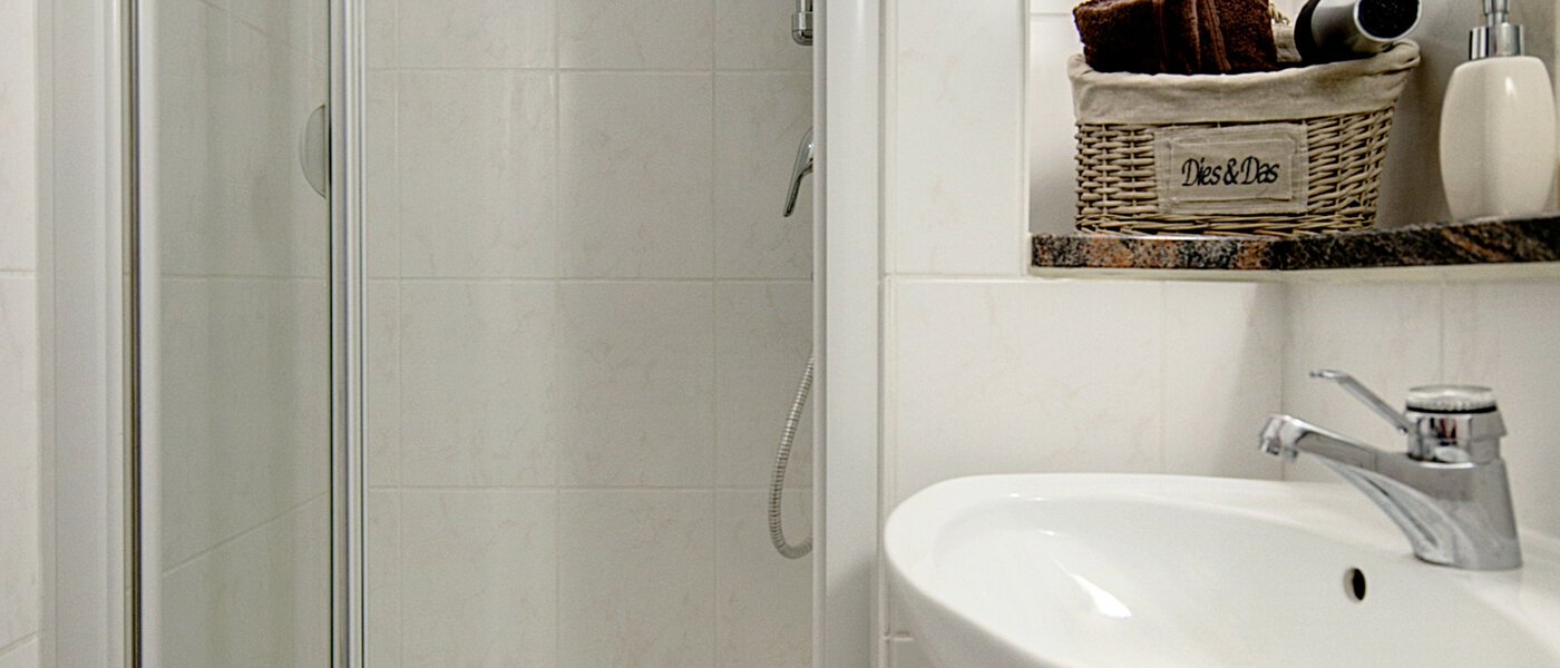 Wohnung München Neuhausen 01 Badezimmer 7179