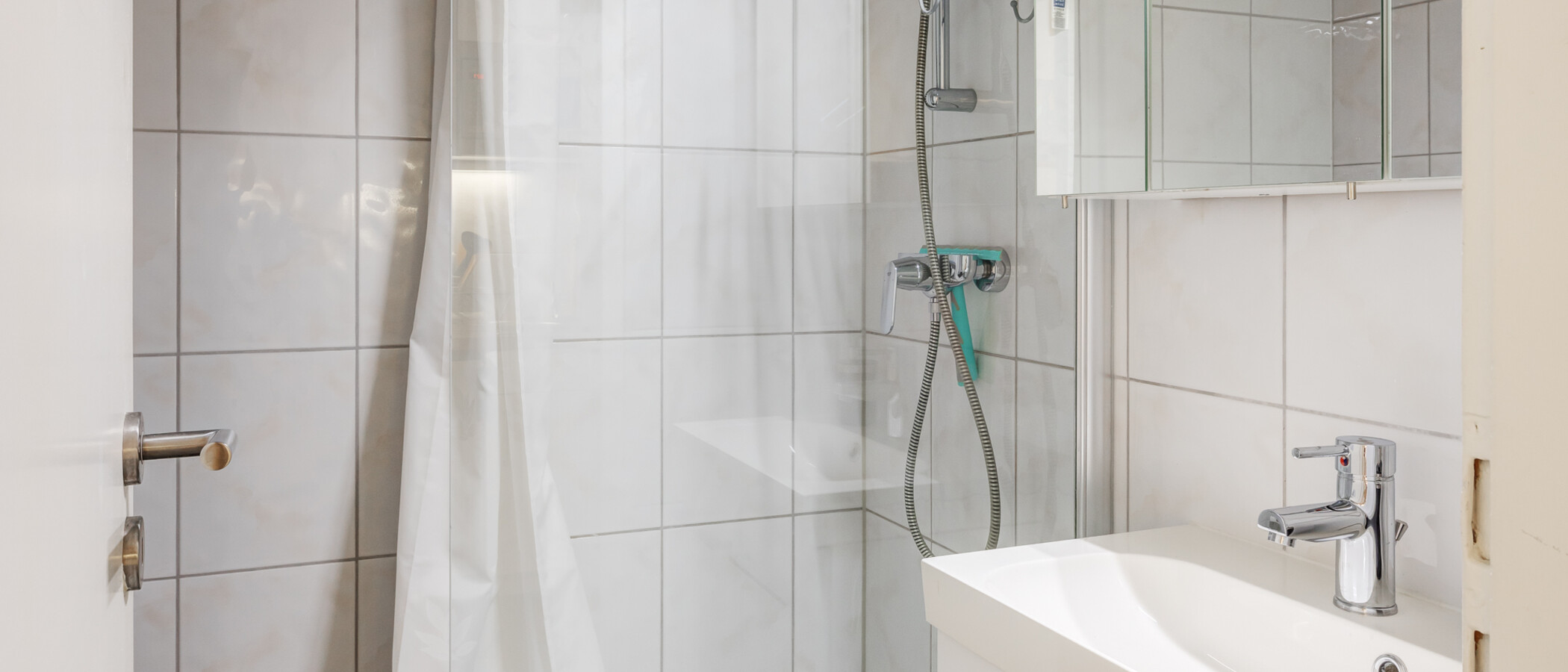 Apartment München Fasangarten 02 Badezimmer 7182