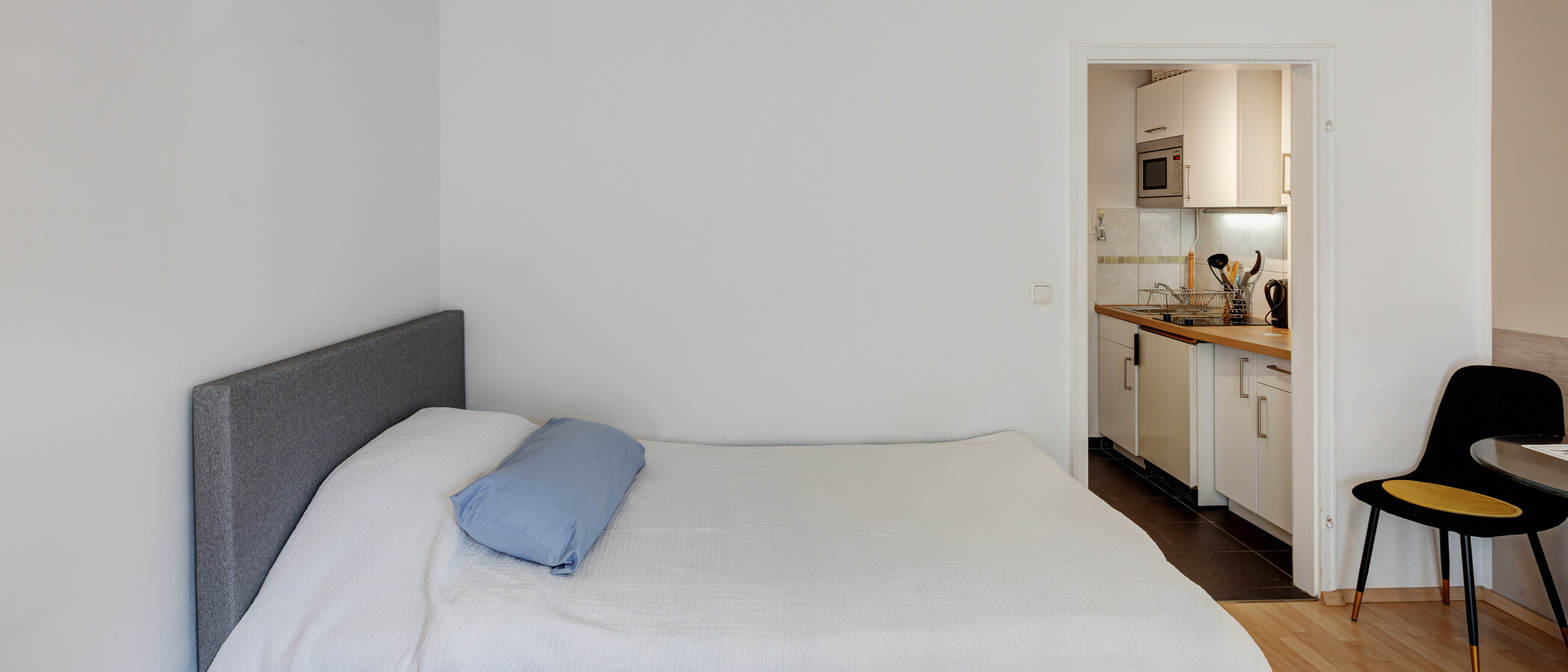 Apartment München Fasangarten 01 Schlafbereich 7182