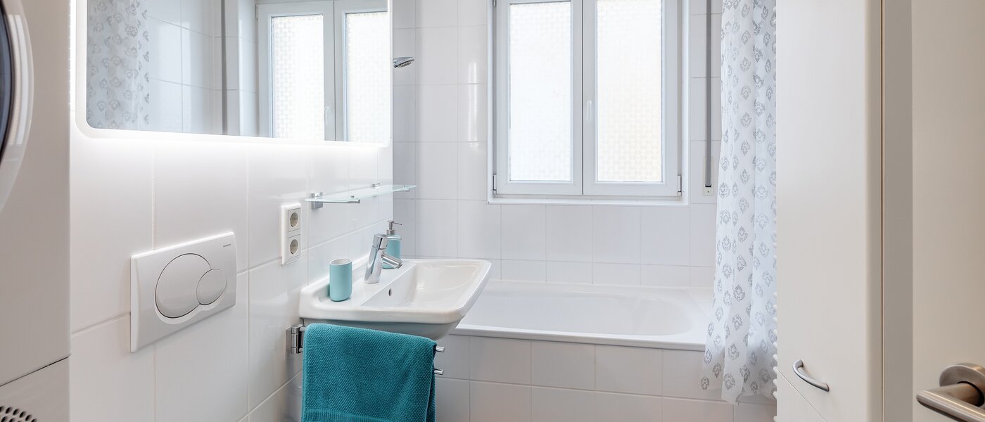 Dachterrassenwohnung München Schwabing-West 01 Badezimmer 7226